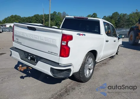 2021 Chevrolet Silverado K1500 Custom из США, поврежденный, VIN 1GCPYBEK2MZ100003